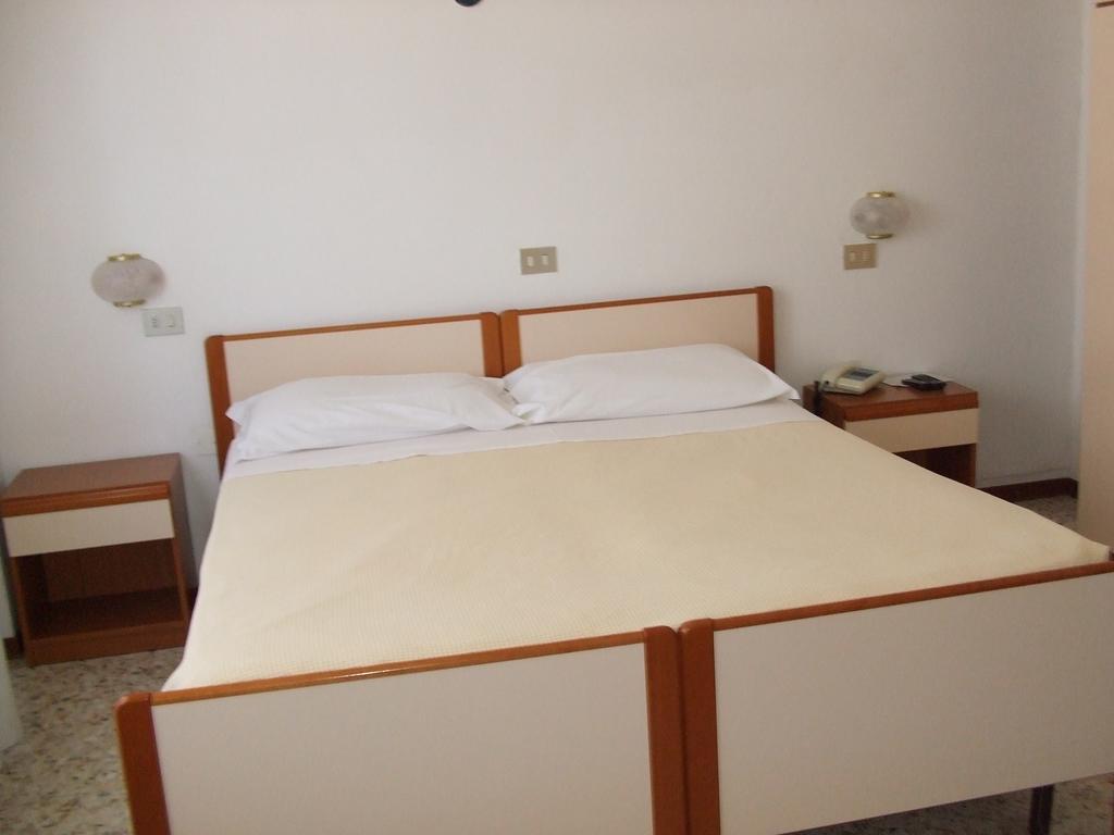 Albergo La Primula Chianciano Terme Exteriör bild