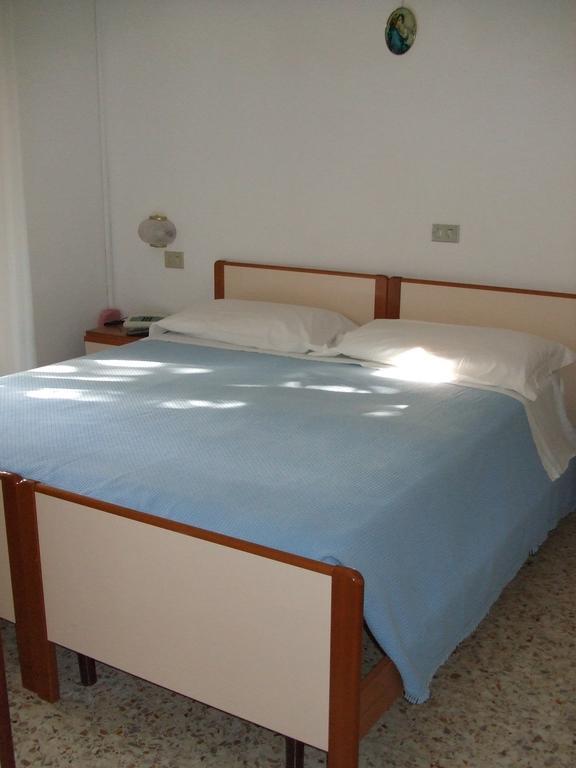 Albergo La Primula Chianciano Terme Rum bild